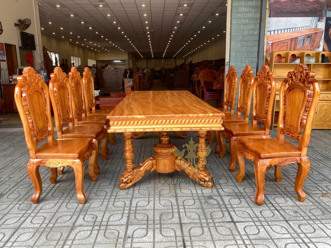 Bàn Ăn Mặt Liền Nguyên Tấm 3cm Kèm 8 Ghế Hoa Hồng Vip Gỗ Gõ Đỏ