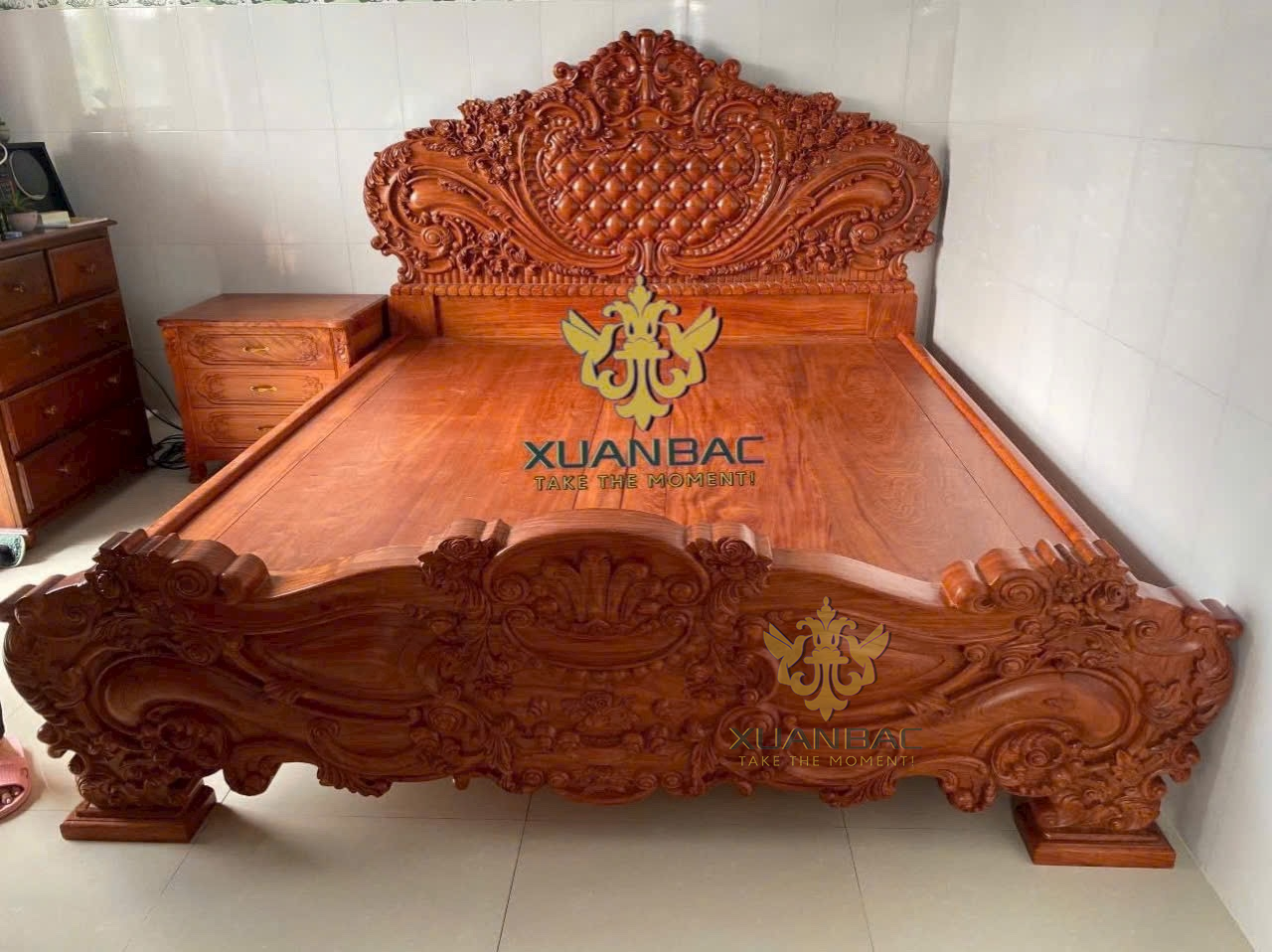 Giường Ngủ Hoàng Gia Tân Bổ Điển Gỗ Hương Đá Vip